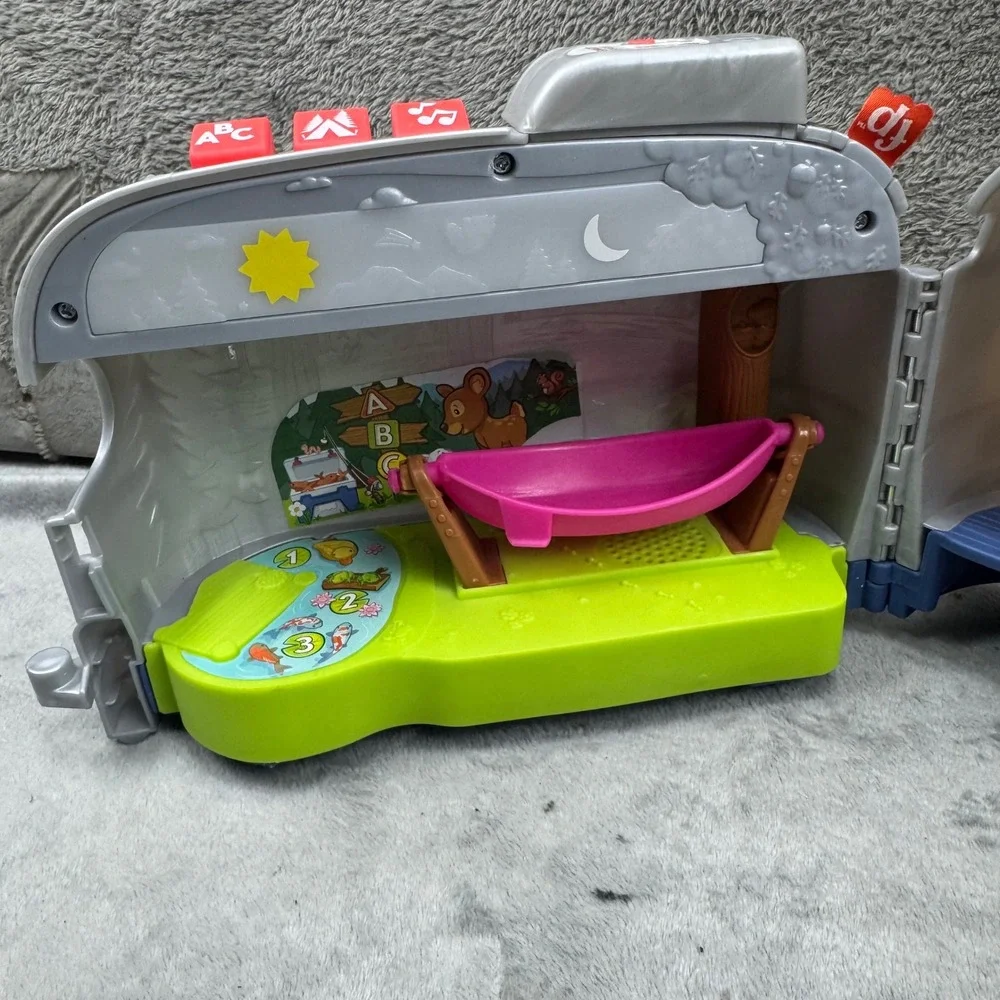 Fisher-Price‎ Laugh & Learn 3-in-1 On-the-Go Camper Kids Silver Excellent HGP71